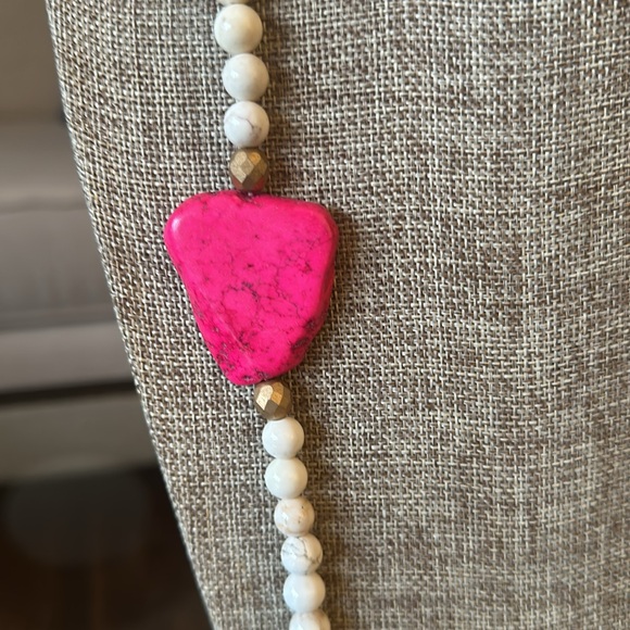 Stone Statement Necklace - Picture 3 of 5